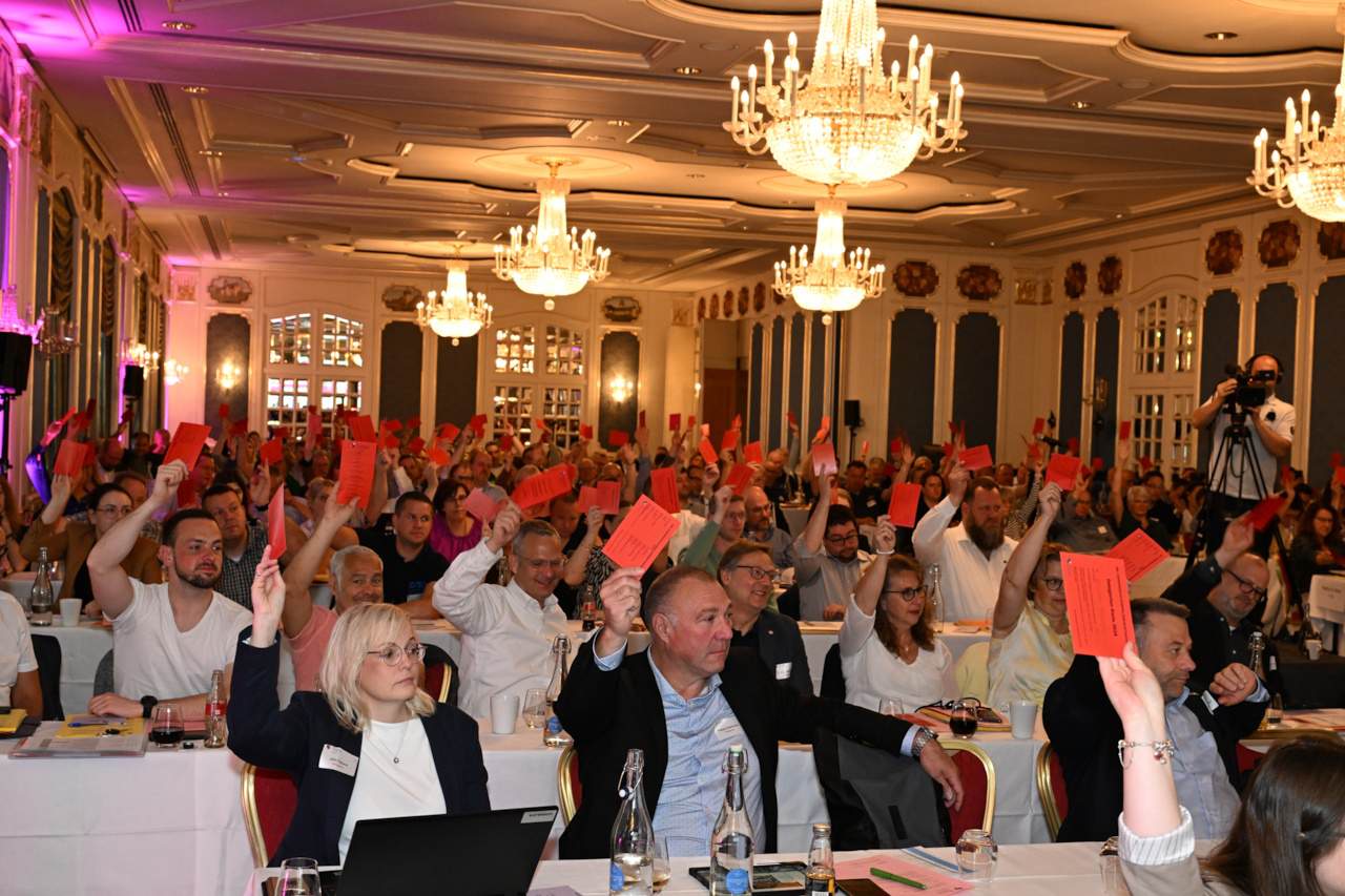 dbb Landesgewerkschaftstag 2024: Anträge & Entschließungen (Tag 2)